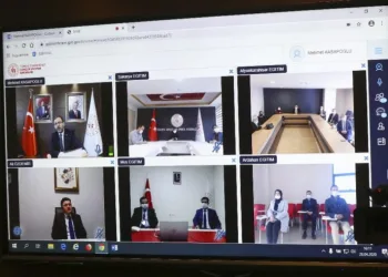 Gençlik ve Spor Bakanı Kasapoğlu, yurt müdürleriyle görüştü
