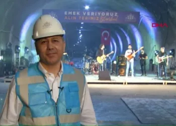 İstanbul Valiliği’nden yerin 72 metre altında 1 Mayıs konseri