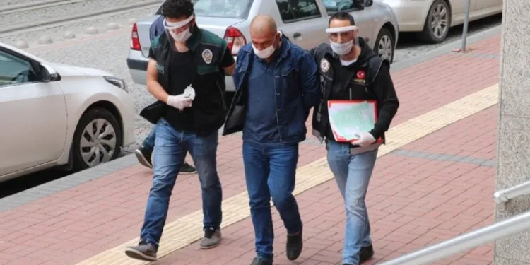 155 kilo uyuşturucuyla yakalanan sürücüsü tutuklandı