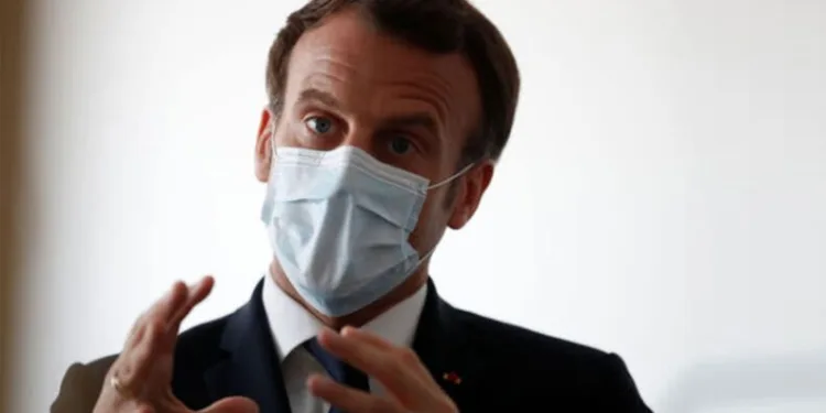 Sağlık çalışanlarından Macron’a tepki: “Artık size inanmıyoruz”