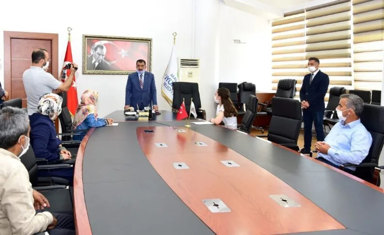 19 Mayısı Yazıp Ödül Kazandılar