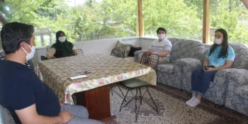 2 Aydır Torunlarını Göremeyen Kadın Duygu Dolu Anlar Yaşadı