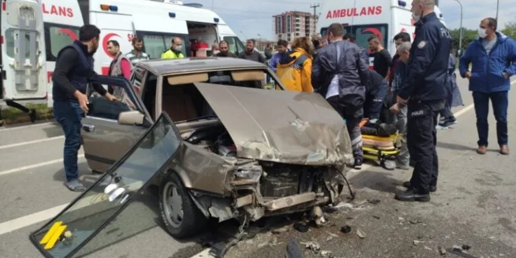 Samsun’da 3 aracın karıştığı kazada 1 yaralı