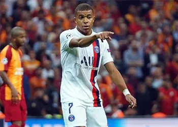 PSG’den, Mbappe’ye yeni sözleşme