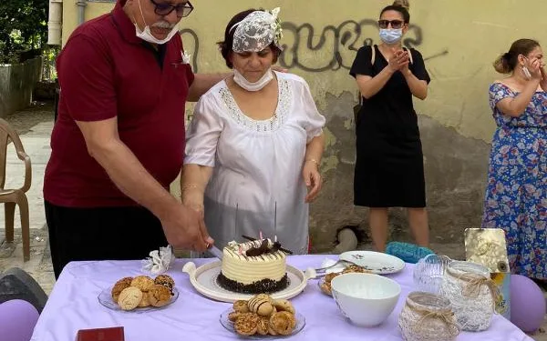 40’ıncı evlilik yıl dönümünde bandolu sürpriz