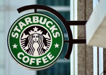 Starbucks mağazalarını açmaya hazırlanıyor