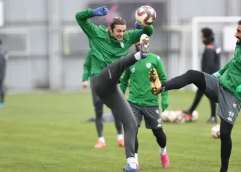 Bursaspor’un kamp kadrosu belli oldu