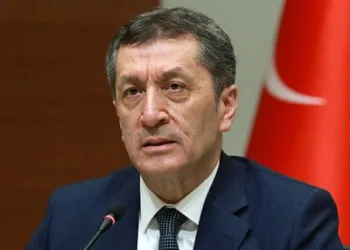 Ziya Selçuk ”Okullar ne zaman açılacak?” sorusuna yanıt verdi
