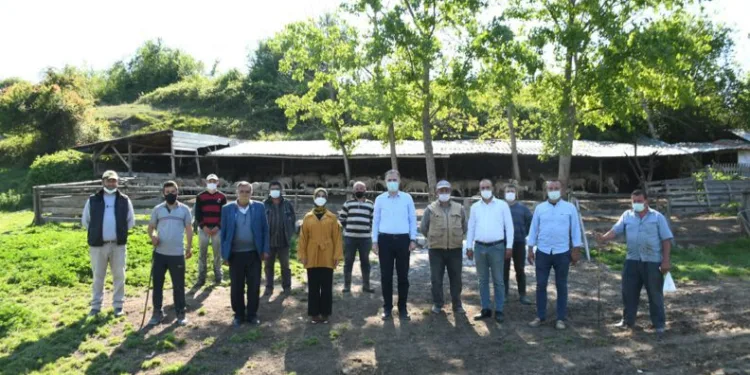 İnegöl Belediye Başkanı hayvan yetiştiricileri ile buluştu