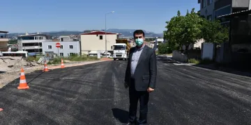 Osmangazi’de boş kalan yollar asfaltlanıyor