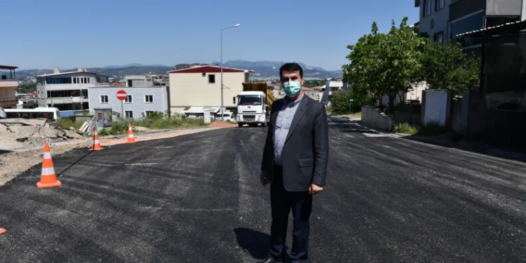 Osmangazi’de boş kalan yollar asfaltlanıyor