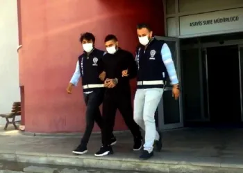 Adana’da otomobilden rastgele ateş açan 3 kişi tutuklandı