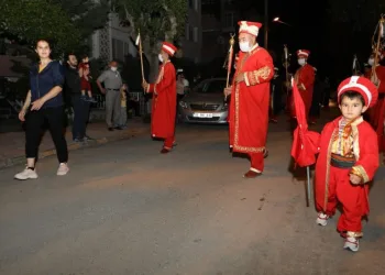 Afyonkarahi̇sarda Mehter Takımı Moral Vermeye Devam Edi̇yor