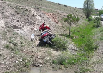 Afyonkarahi̇sarda Motosi̇klet Kazası: 1İ Ölü, 1 Yaralı