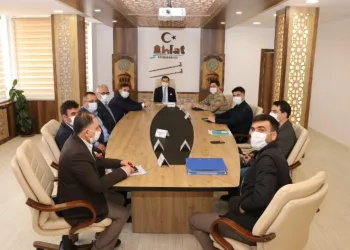 Ahlatta Vefa Sosyal Destek Komi̇syonu Toplantısı Düzenlendi̇