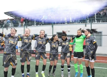 Algspor Gözünü Şampi̇yonluğa Di̇kti̇