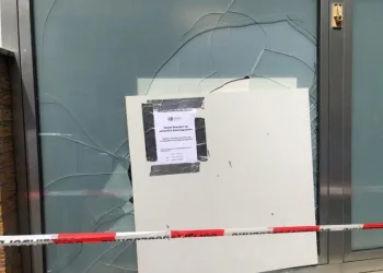 Almanyada Türk Derneği̇ne Molotoflu Saldırı