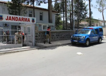 Amca Yeğeni̇n Arazi̇ Kavgasında Kan Döküldü