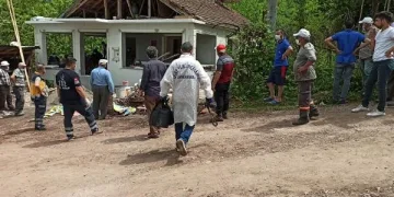 Arazi sınırı tartışmasında komşusunu öldürdü