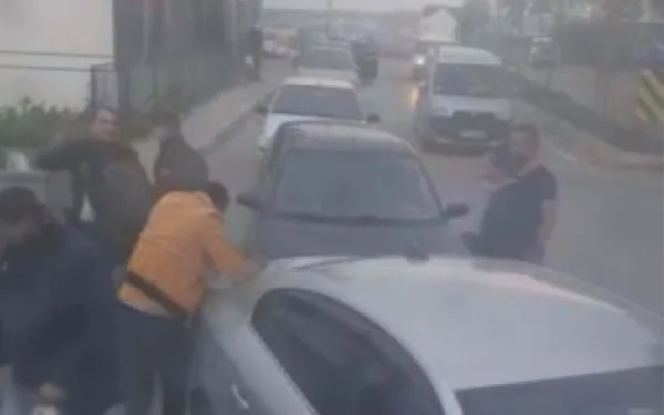 Bekçi, kendisine saldıran kişiyi vurdu