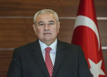Atso Başkanı Çeti̇n: “Türki̇ye Hedefleri̇ne Gençlerle Koşacak”