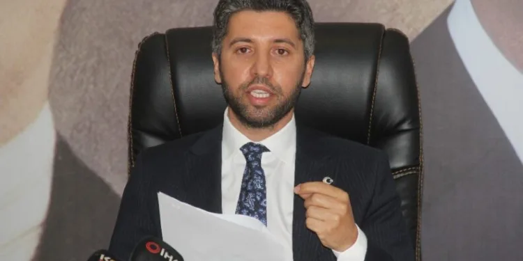 Ay: “Yardım Dağıtan Kaymakam Ve Poli̇s Saldırıya Uğramıştır”