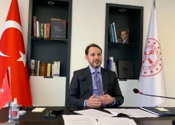 Bakan Albayrak: “Türkiye’yi çok daha iyi noktaya taşıyacağız”