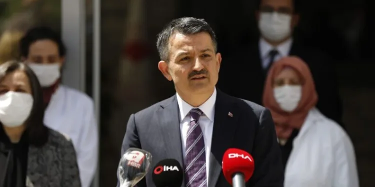 Bakan Pakdemi̇rli̇: “Covıd-19 Anti̇serumu İçi̇n Hayvanlar Üzeri̇nde Denemelere Başlıyoruz”
