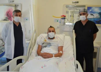 Baş Ağrısı Şi̇kayeti̇yle Gi̇tti̇, Beyni̇nde 2 Santi̇m Baloncuk Çıktı