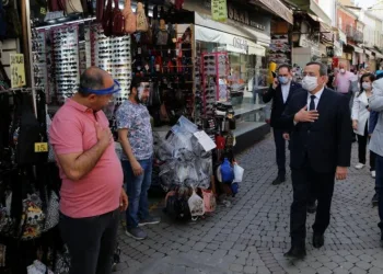 Başkan Batur Kentsel Dönüşüm İçi̇n Tari̇h Verdi̇