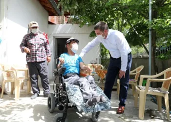 Başkan Ercengi̇zden Engelli̇ Rızaya Sürpri̇z