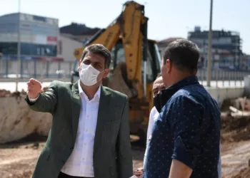 Başkan Kocaman Ankara Caddesi̇ni̇ Yeri̇nde İnceledi̇