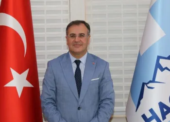 Başkan Özdoğan: “19 Mayıs, Mücadeleyi̇ Bırakmamak Gerekti̇ği̇ni̇ Hatırlatan Gündür”