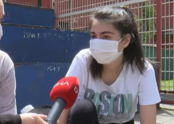 Bayrampaşa’da uzun süre sonra parka çıkan genç kız: Yürümeyi unutmuştuk