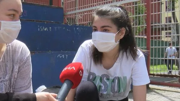 Bayrampaşa’da uzun süre sonra parka çıkan genç kız: Yürümeyi unutmuştuk