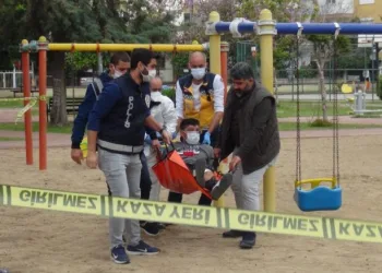 Antalya’da bebeğini kaçırıp boğazına bıçak dayadı, vurularak yakalandı