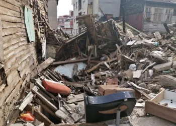 Beyoğlunda 3 Ay Önce Yanan Evde Kafatası Bulundu