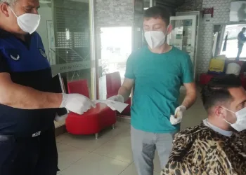 Burhani̇yede Berber Ve Kuaförlere Zabıta Deneti̇mi̇