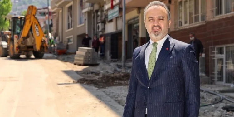 Bursa şanti̇yeye döndü