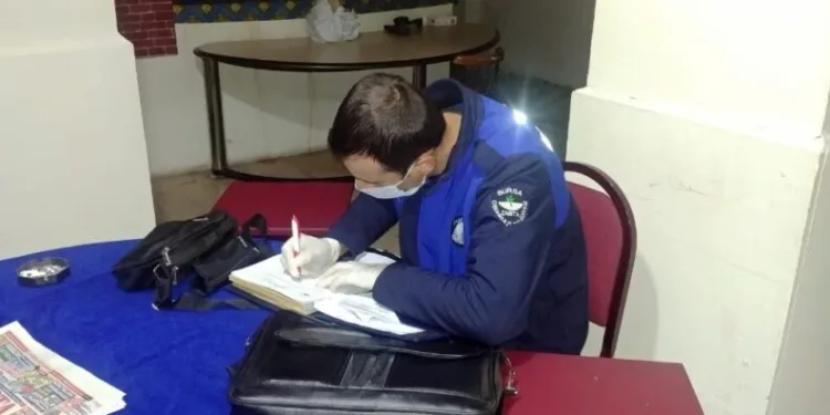 Osmangazi’de kumar oynatılan kıraathaneye baskın
