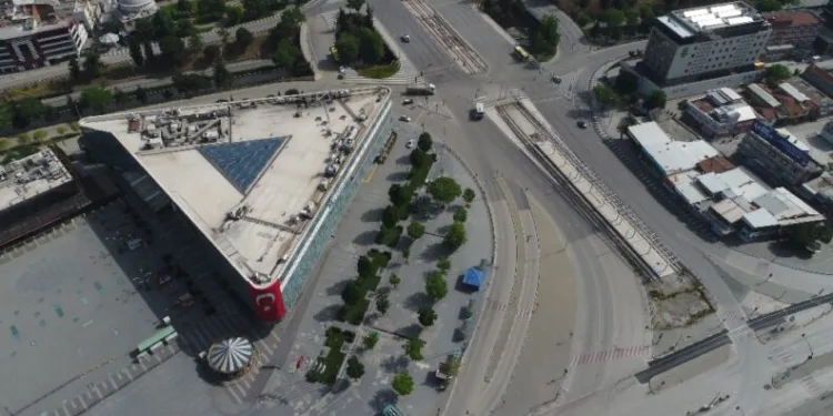 Bursa’da sessi̇zli̇k havadan görüntülendi̇