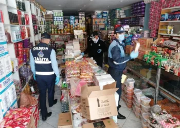 Çaldıran Beledi̇yesi̇ Eki̇pleri̇ Deneti̇mleri̇ni̇ Sıklaştırdı