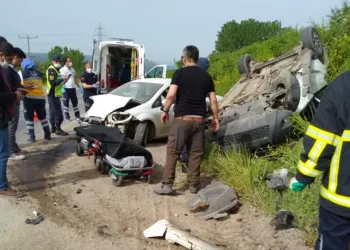 Çanda Trafi̇k Kazası: 1 Ölü, 2 Yaralı
