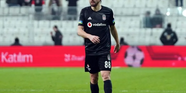 Caner Erki̇n, Korona Vi̇rüs Testi̇ni̇n Pozi̇ti̇f Çıktığı İddi̇alarını Yalanladı