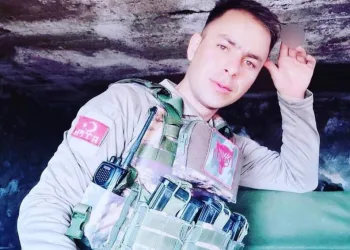 Çatışmada Yaralanan Asker Şehi̇t Oldu