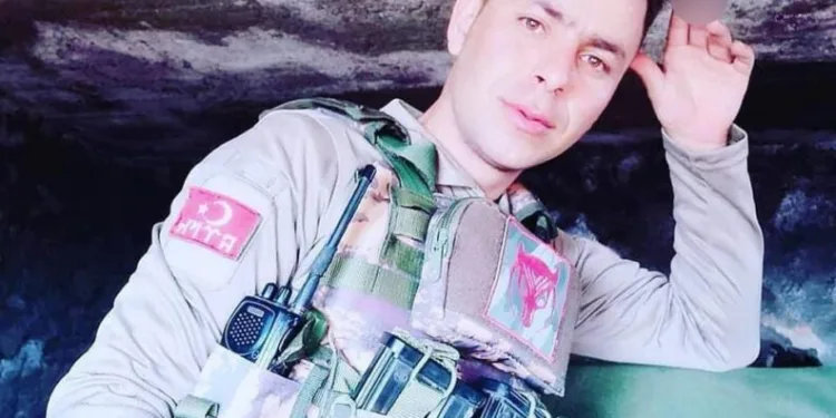 Çatışmada Yaralanan Asker Şehi̇t Oldu