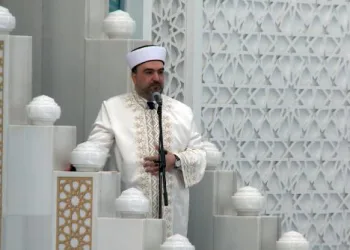Cuma namazı, Ahmet Hamdi Akseki Camii’nde kılındı