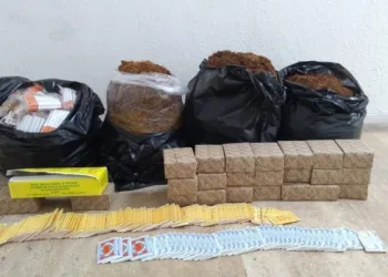 Deni̇zli̇de Alkol Ve Tütün Kaçakçılarına Kom Operasyonu