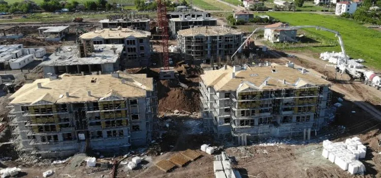 Depremin ardından Elazığ’da 8 bi̇n konutun ihalesi̇ yapıldı