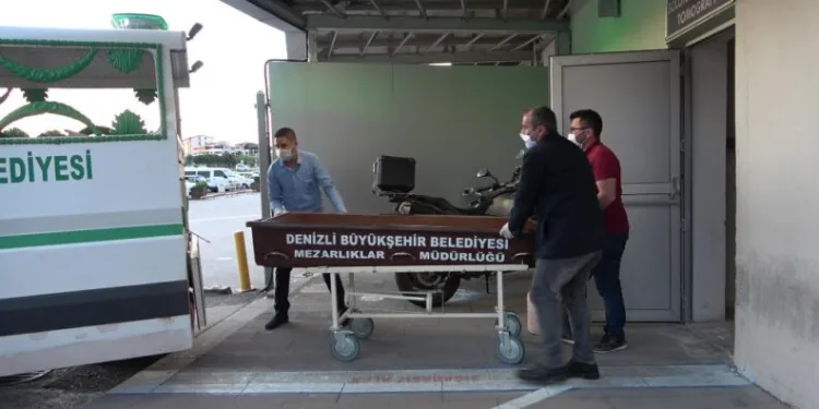 Derede boğulan kuzenlerin cenazeleri aileleri teslim edildi